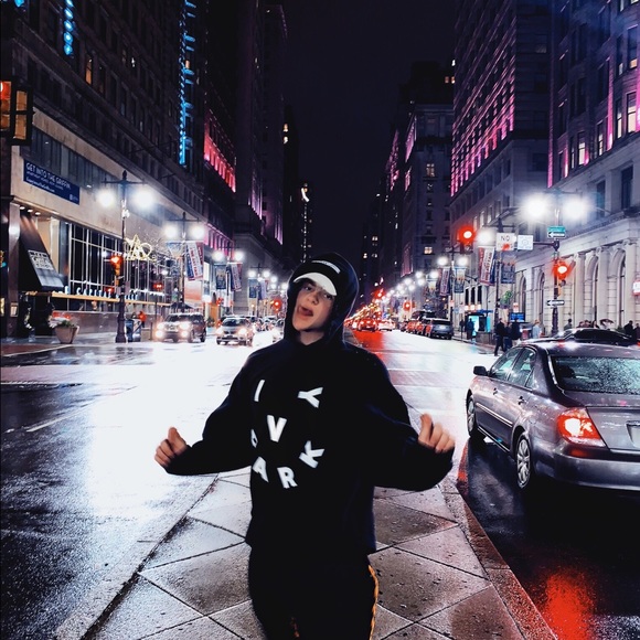 Meet your Posher, Joshua - Picture 1 of 1